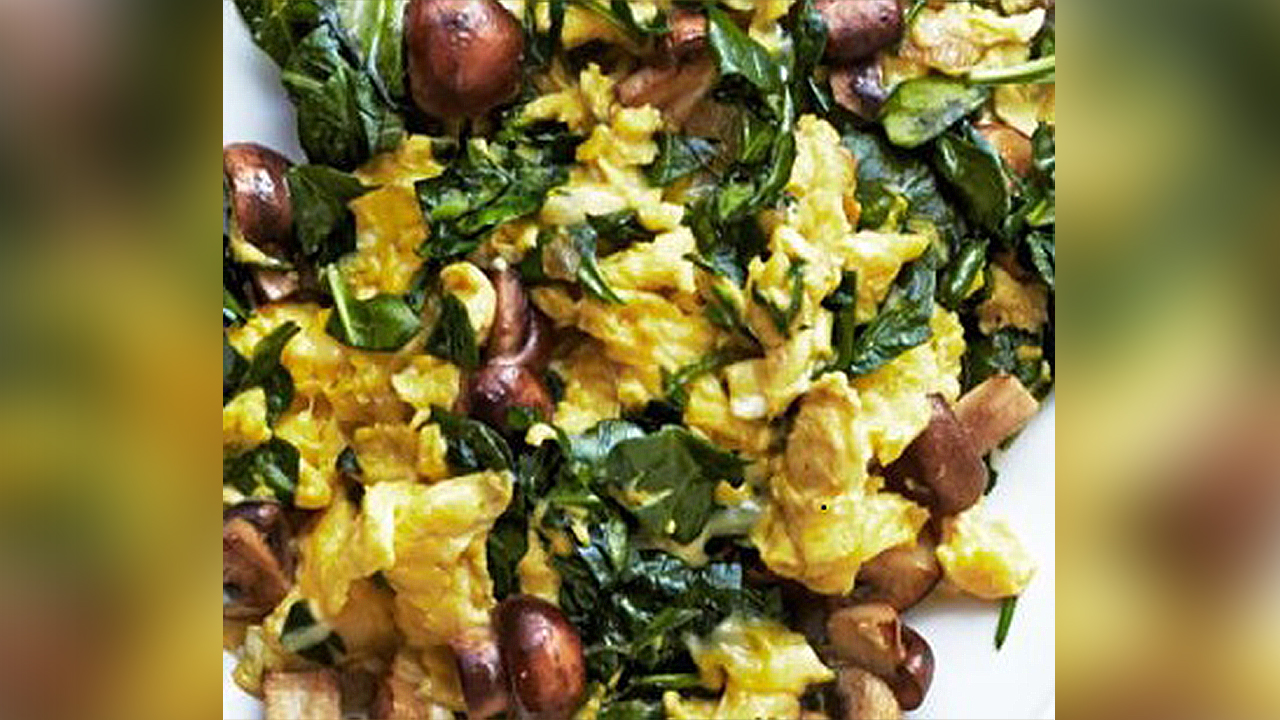 easy-meals-for-cancer-patients-egg-and-quinoa-scramble